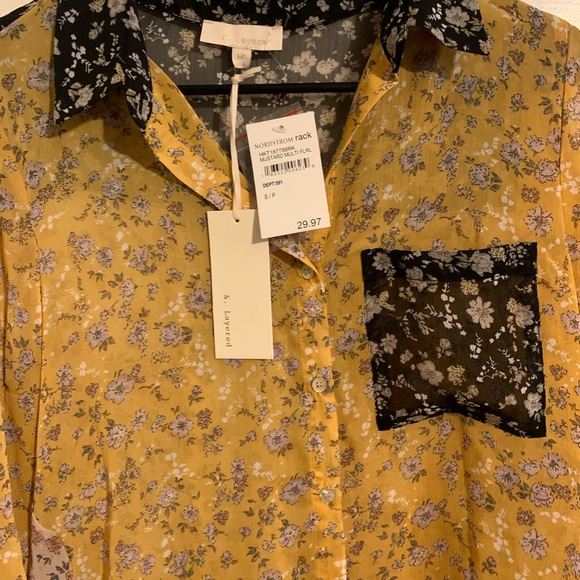 Button down blouse - Picture 2 of 5